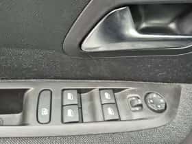 Peugeot 208 (2024) thumbnail 21