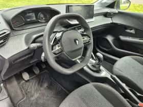 Peugeot 208 (2024) thumbnail 8