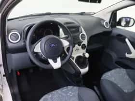 Ford Ka (2016) thumbnail 5