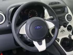 Ford Ka (2016) thumbnail 6