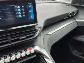 Peugeot 3008 (2021) thumbnail 25