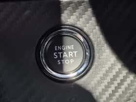 Peugeot 2008 (2024) thumbnail 18