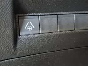 Peugeot 2008 (2024) thumbnail 31