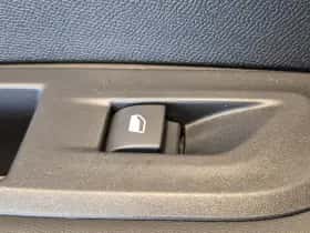 Peugeot 2008 (2024) thumbnail 45