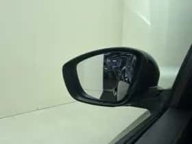 Peugeot e-2008 (2022) thumbnail 27