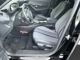 Peugeot e-2008 (2022) thumbnail 10
