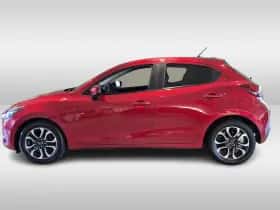 Mazda 2 (2016) thumbnail 3