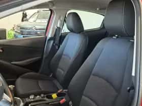 Mazda 2 (2016) thumbnail 33