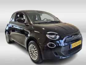 Fiat 500 (2023) thumbnail 2