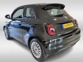 Fiat 500 (2023) thumbnail 4