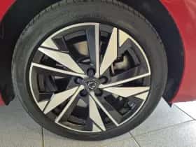 Peugeot 308 (2023) thumbnail 13