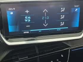 Peugeot 2008 (2021) thumbnail 22