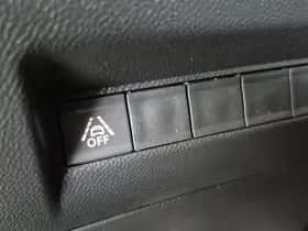 Peugeot 2008 (2021) thumbnail 31
