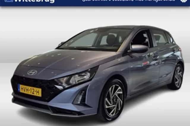 Hyundai i20 (2025) thumbnail 1
