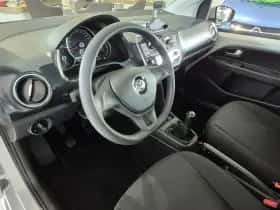 Volkswagen Up! (2019) thumbnail 8