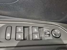 Peugeot 5008 (2022) thumbnail 35