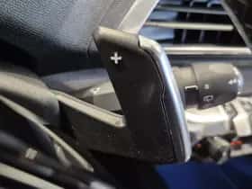 Peugeot 5008 (2022) thumbnail 42