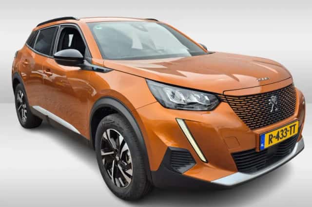 Peugeot e-2008 (2022) thumbnail 2