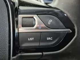 Peugeot 3008 (2021) thumbnail 36