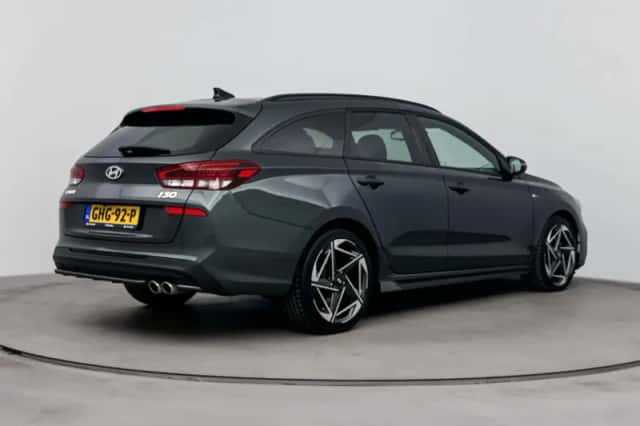 Hyundai i30 (2024) thumbnail 2