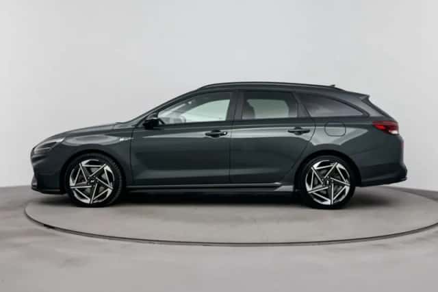 Hyundai i30 (2024) thumbnail 3