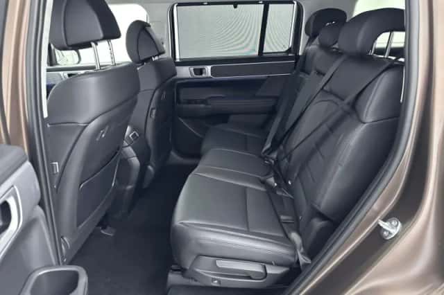 Hyundai Santa Fe (2026) thumbnail 13