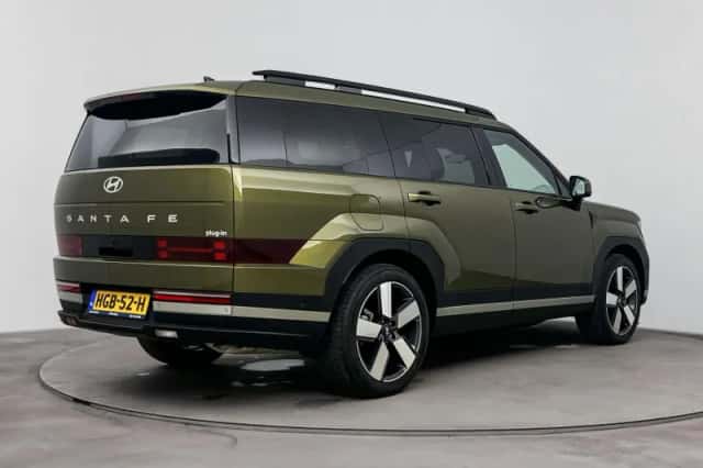 Hyundai Santa Fe (2025) thumbnail 2