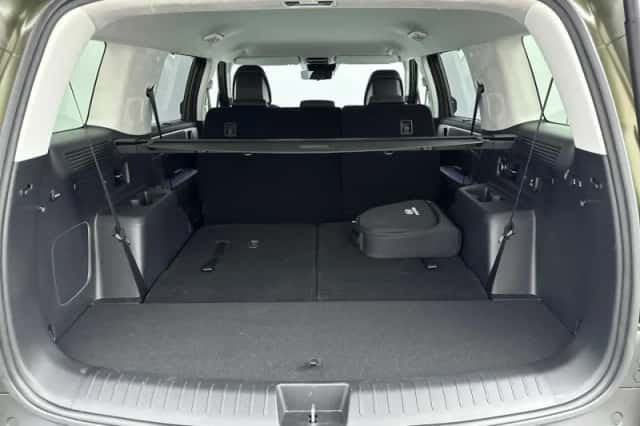 Hyundai Santa Fe (2025) thumbnail 18
