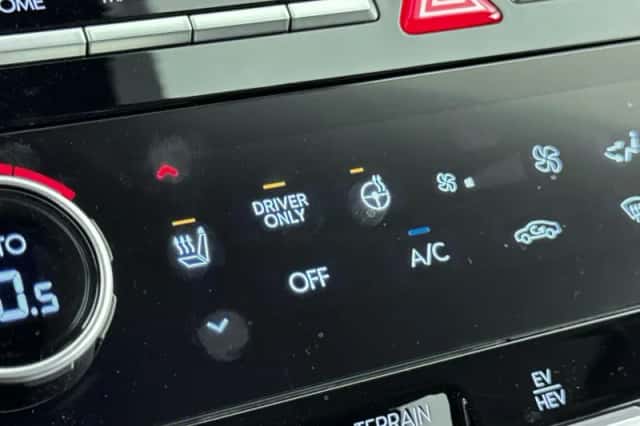 Hyundai Santa Fe (2025) thumbnail 25