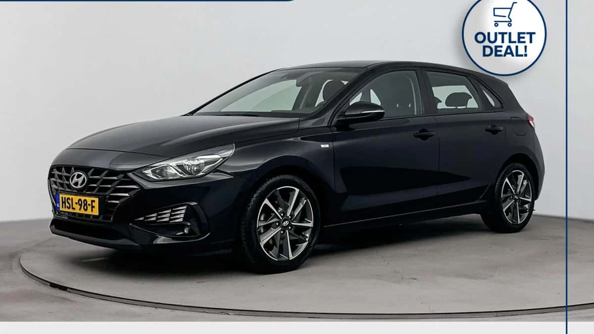 Hyundai i30 (2023) — foto 1
