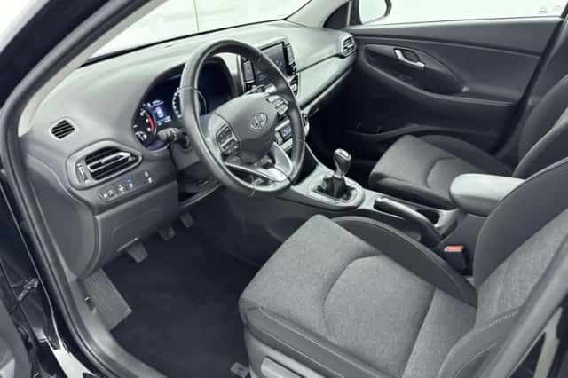 Hyundai i30 (2023) thumbnail 14