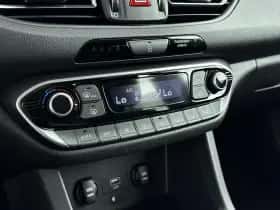 Hyundai i30 (2023) thumbnail 15