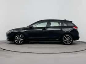 Hyundai i30 (2023) thumbnail 3