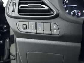 Hyundai i30 (2023) thumbnail 23