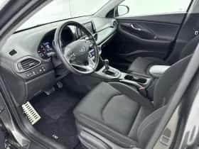Hyundai i30 (2019) thumbnail 16