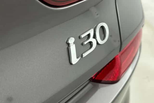 Hyundai i30 (2019) thumbnail 23