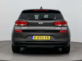 Hyundai i30 (2019) thumbnail 5