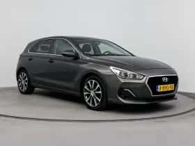 Hyundai i30 (2019) thumbnail 6