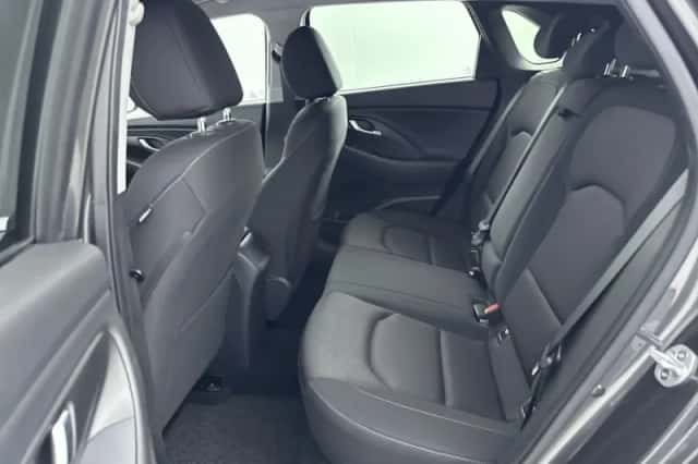 Hyundai i30 (2019) thumbnail 7