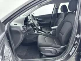 Hyundai i30 (2019) thumbnail 9