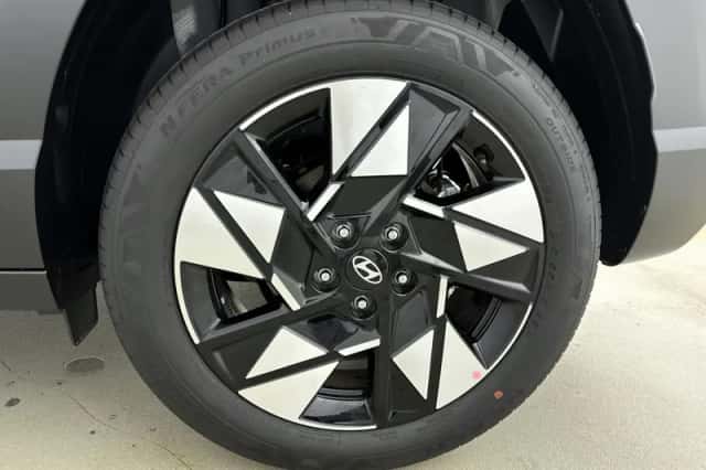 Hyundai Kona (2026) thumbnail 8