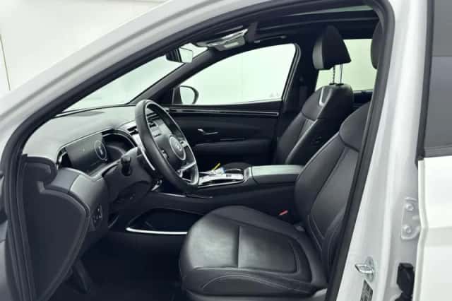 Hyundai Tucson (2022) thumbnail 25