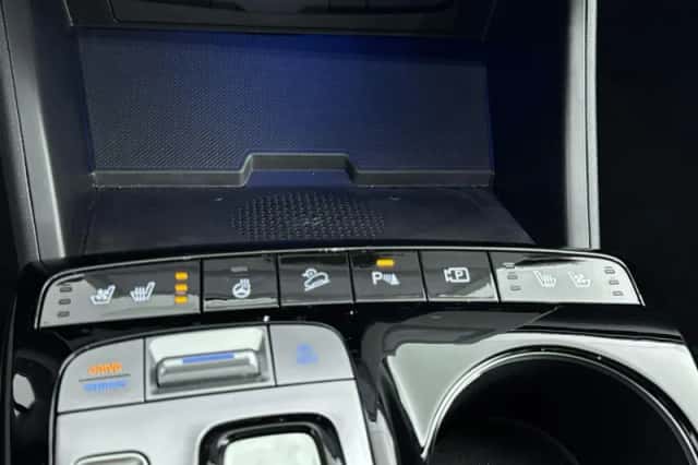 Hyundai Tucson (2022) thumbnail 28