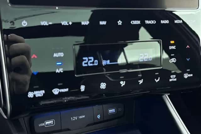 Hyundai Tucson (2022) thumbnail 9