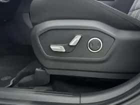 Hyundai Santa Fe (2025) thumbnail 24