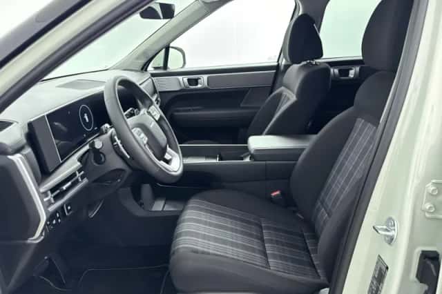 Hyundai Santa Fe (2025) thumbnail 25