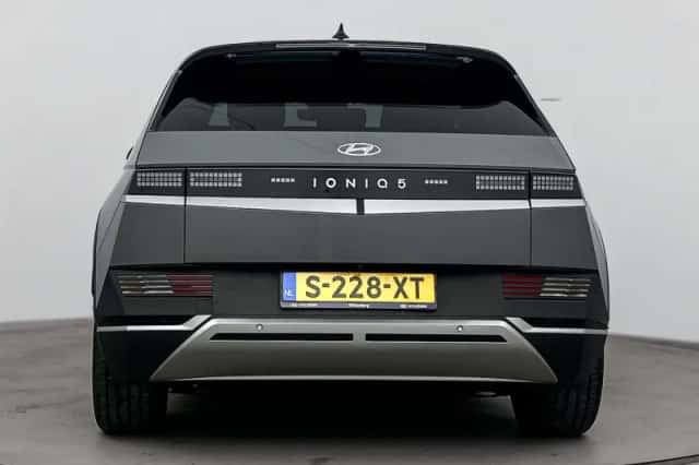 Hyundai Ioniq 5 (2025) thumbnail 8