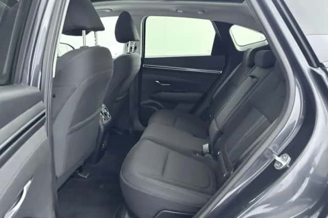 Hyundai Tucson (2022) thumbnail 25