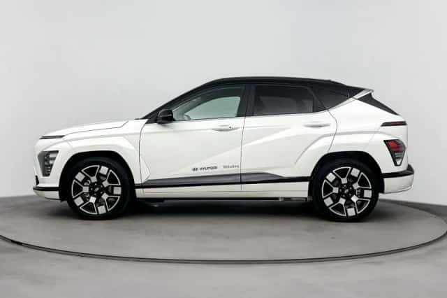 Hyundai Kona (2025) thumbnail 3