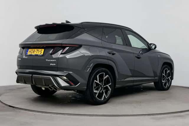 Hyundai Tucson (2025) thumbnail 2